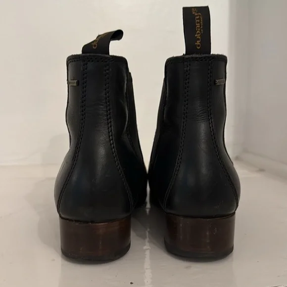 Waterproof dressy black Chelsea boots - Picture 2 of 5
